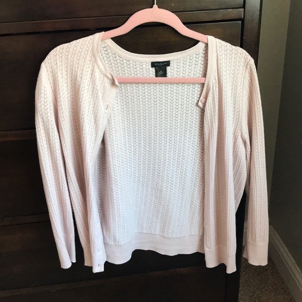 Ann Taylor Pink Sweater Size M